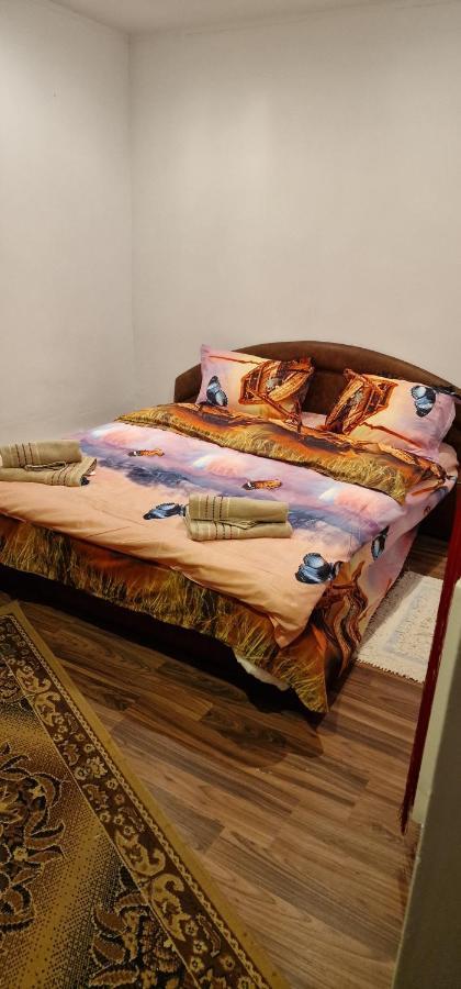 Ciprians' Home Săcele エクステリア 写真
