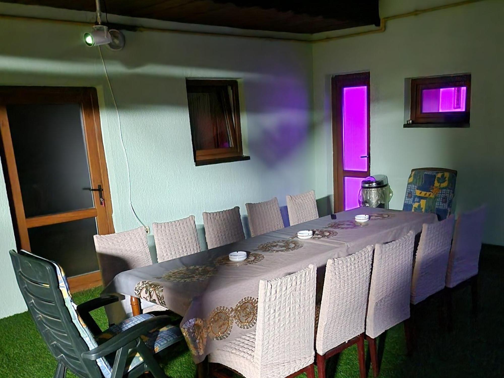 Ciprians' Home Săcele エクステリア 写真
